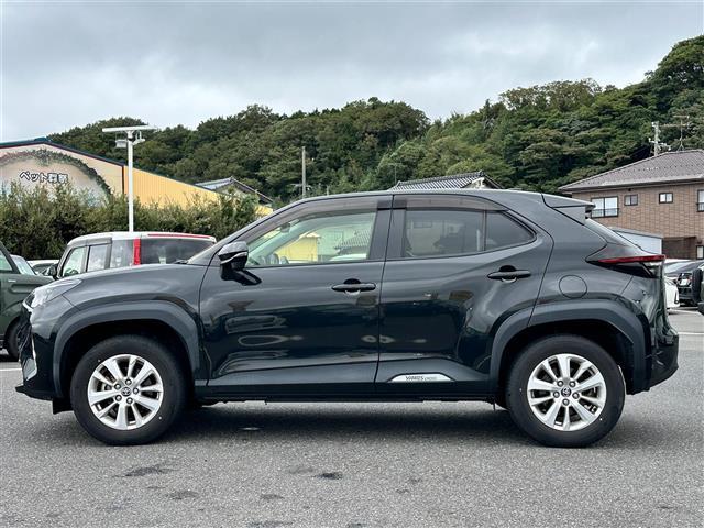 ヤリスクロス Ｇ　４ＷＤ／ＬＥＤヘッドライト／追従機能付クルーズコントロール／前後コーナーセンサー／前後ドライブレコーダー／ビルトインＥＴＣ／ＳＯＳボタン／純正メモリナビ／衝突被害軽減システム／カーテンエアバック（28枚目）