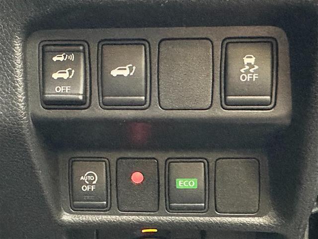 エクストレイル ２０Ｘｔ　エマージェンシーブレーキパッケージ　純正メーカーナビ／取扱説明書／保証書／全方位カメラ／１７インチ純正アルミホイール／パワーバックドア／クルーズコントロール／シートヒーター／ドライブレコーダー／ウインカーミラープッシュスタート（8枚目）