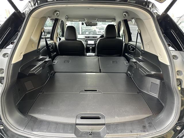 エクストレイル ２０Ｘｔ　エマージェンシーブレーキパッケージ　純正メーカーナビ／取扱説明書／保証書／全方位カメラ／１７インチ純正アルミホイール／パワーバックドア／クルーズコントロール／シートヒーター／ドライブレコーダー／ウインカーミラープッシュスタート（29枚目）