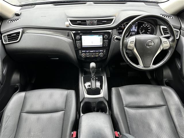 エクストレイル ２０Ｘｔ　エマージェンシーブレーキパッケージ　純正メーカーナビ／取扱説明書／保証書／全方位カメラ／１７インチ純正アルミホイール／パワーバックドア／クルーズコントロール／シートヒーター／ドライブレコーダー／ウインカーミラープッシュスタート（42枚目）