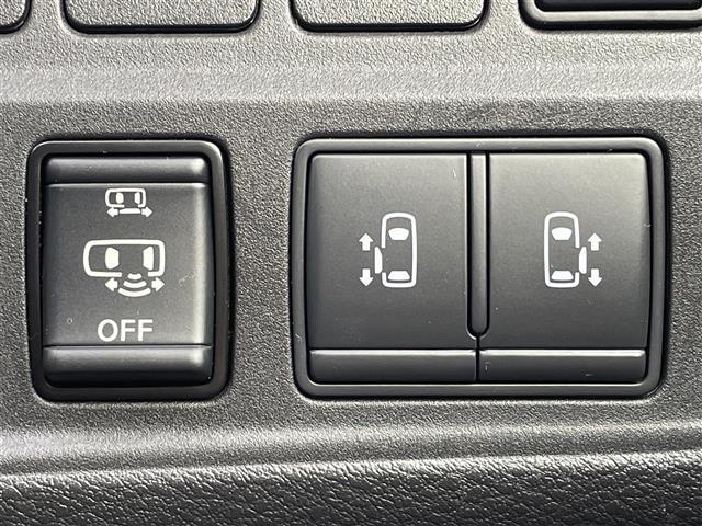 セレナ ｅ－パワー　ハイウェイスターＶ　取扱い説明書／純正ナビ／Ｂｌｕｅｔｏｏｔｈ／フルセグテレビ／ＡＭ／ＦＭ／ＵＳＢ／ＣＤ／ＤＶＤ／フリップダウンモニター／全周囲カメラ／クルーズコントロール／ＷＡＣ／両側パワースライドドア／横滑り防止（19枚目）