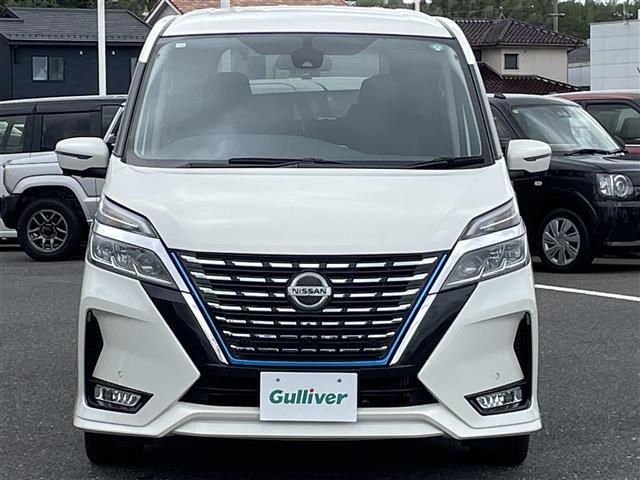 セレナ ｅ－パワー　ハイウェイスターＶ　取扱い説明書／純正ナビ／Ｂｌｕｅｔｏｏｔｈ／フルセグテレビ／ＡＭ／ＦＭ／ＵＳＢ／ＣＤ／ＤＶＤ／フリップダウンモニター／全周囲カメラ／クルーズコントロール／ＷＡＣ／両側パワースライドドア／横滑り防止（31枚目）