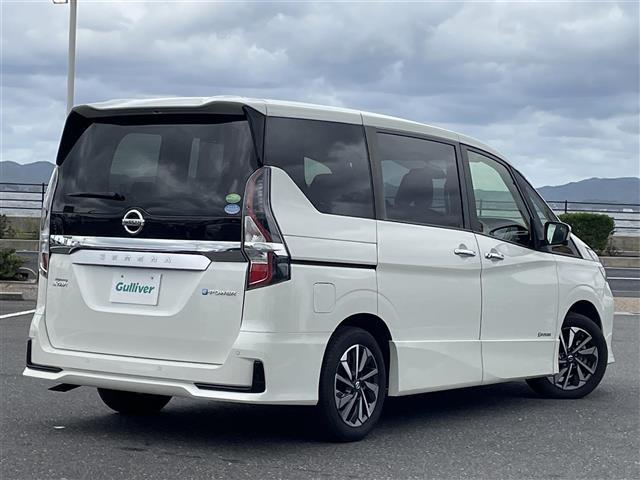 セレナ ｅ－パワー　ハイウェイスターＶ　取扱い説明書／純正ナビ／Ｂｌｕｅｔｏｏｔｈ／フルセグテレビ／ＡＭ／ＦＭ／ＵＳＢ／ＣＤ／ＤＶＤ／フリップダウンモニター／全周囲カメラ／クルーズコントロール／ＷＡＣ／両側パワースライドドア／横滑り防止（34枚目）