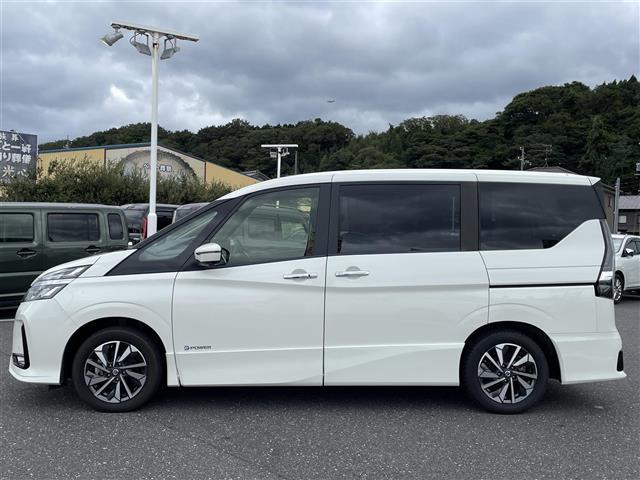 セレナ ｅ－パワー　ハイウェイスターＶ　取扱い説明書／純正ナビ／Ｂｌｕｅｔｏｏｔｈ／フルセグテレビ／ＡＭ／ＦＭ／ＵＳＢ／ＣＤ／ＤＶＤ／フリップダウンモニター／全周囲カメラ／クルーズコントロール／ＷＡＣ／両側パワースライドドア／横滑り防止（37枚目）