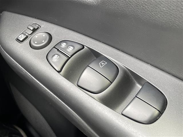 セレナ ｅ－パワー　ハイウェイスターＶ　取扱い説明書／純正ナビ／Ｂｌｕｅｔｏｏｔｈ／フルセグテレビ／ＡＭ／ＦＭ／ＵＳＢ／ＣＤ／ＤＶＤ／フリップダウンモニター／全周囲カメラ／クルーズコントロール／ＷＡＣ／両側パワースライドドア／横滑り防止（41枚目）