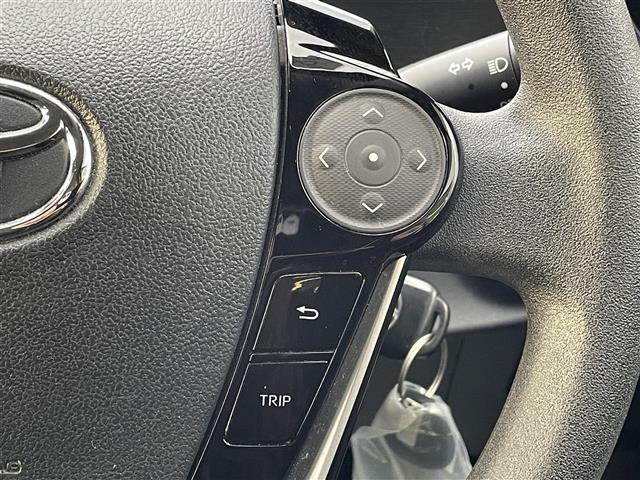 アクア S 純正ナビ(Bluetooth・AM・FM・CD)/ETC/ドライブレコーダー/ウィンカーミラー/ドアバイザー/ABS/横滑り防止装置/ステアリングスイッチ/ECOモード/EVモード/禁煙車/取扱説明書(11枚目)