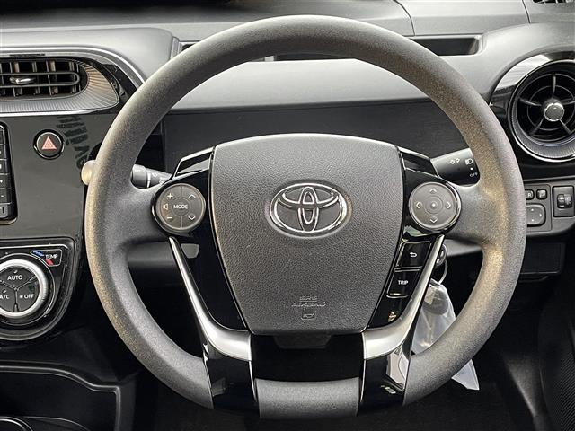 アクア S 純正ナビ(Bluetooth・AM・FM・CD)/ETC/ドライブレコーダー/ウィンカーミラー/ドアバイザー/ABS/横滑り防止装置/ステアリングスイッチ/ECOモード/EVモード/禁煙車/取扱説明書(19枚目)