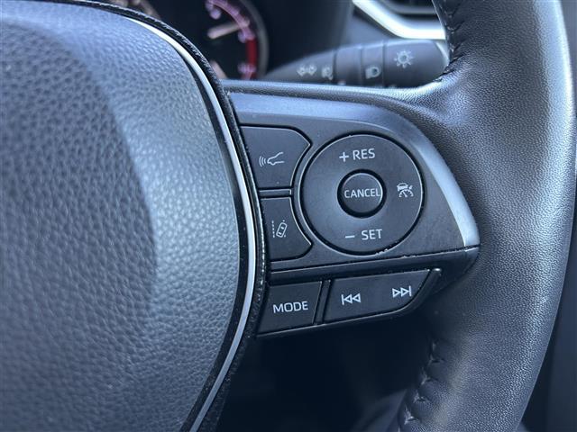 ＲＡＶ４ Ｇ　Ｚパッケージ　純ナビ／全方位カメラ／前後ドラレコ／ビルトインＥＴＣ／ステアリングヒーター／パワーバックドア／シートヒーター／追従型クルーズコントロール／デジタルインナーミラー／ＡＶＥＮＴＵＲＡ１７インチＡＷ（17枚目）