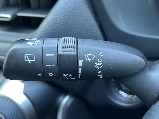 ＲＡＶ４ Ｇ　Ｚパッケージ　純ナビ／全方位カメラ／前後ドラレコ／ビルトインＥＴＣ／ステアリングヒーター／パワーバックドア／シートヒーター／追従型クルーズコントロール／デジタルインナーミラー／ＡＶＥＮＴＵＲＡ１７インチＡＷ（18枚目）