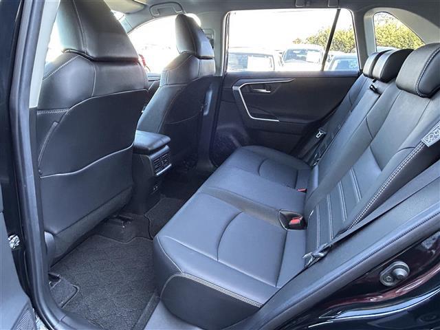 ＲＡＶ４ Ｇ　Ｚパッケージ　純ナビ／全方位カメラ／前後ドラレコ／ビルトインＥＴＣ／ステアリングヒーター／パワーバックドア／シートヒーター／追従型クルーズコントロール／デジタルインナーミラー／ＡＶＥＮＴＵＲＡ１７インチＡＷ（27枚目）