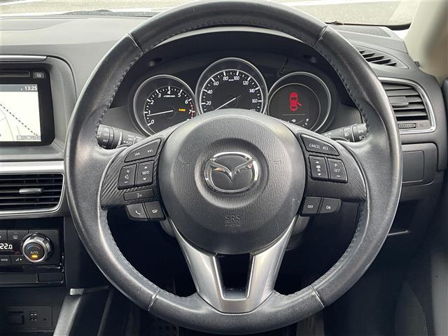 CX-5 25S Lパッケージ 純正ナビ・フルセグTV・バック・サイドカメラ・4WD・ブラインドスポットモニター・レーダークルコン・コーナーセンサー・レーンキープアシスト・パドルシフト・SCBS・純正フロアマット・ETC・取扱説明書(13枚目)