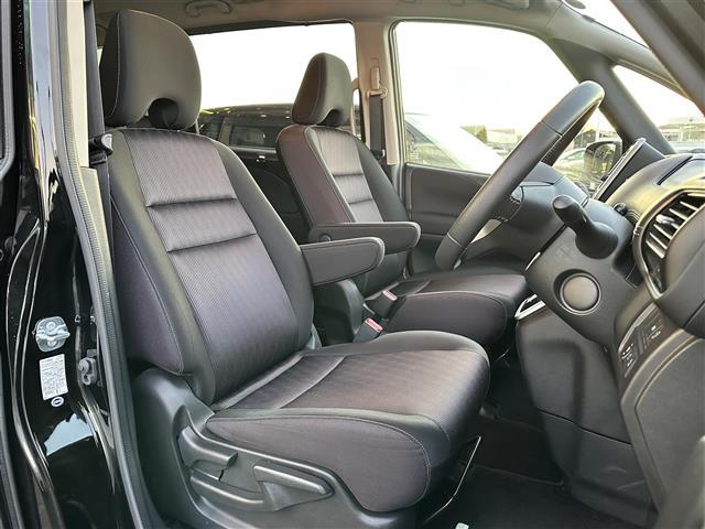 セレナ 　ワンオーナー／純ナビ／禁煙車／両側Ｐスラ／８人乗り／バックカメラ／ＨＩＤライト／フルセグＴＶ／ウィンカーミラー／電格ミラー／アイドリングストップ／プッシュスタート／ＥＴＣ／１６インチ純ＡＷ（20枚目）