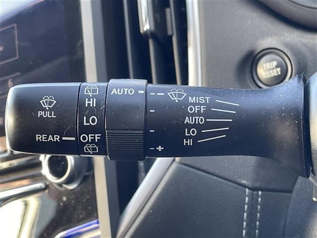 インプレッサスポーツ ２．０ｉ－Ｓアイサイト　純正８インチナビ／フルセグテレビ／バックカメラ／衝突軽減ブレーキ／レーンキープアシスト／レーダークルーズコントロール／前席パワーシート／パドルシフト／プッシュスタート／ＬＥＤヘッドライト／ＥＴＣ（10枚目）