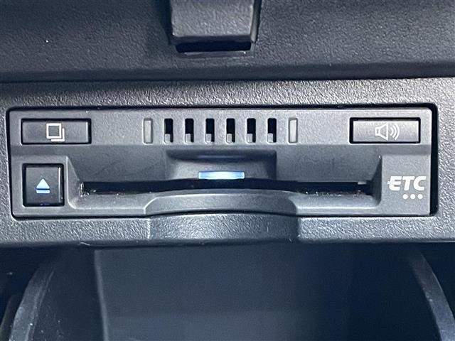 アルファード 2.5S タイプゴールド 純正ナビ・フルセグテレビ・バックカメラ・フリップダウン・両側パワースライドドア・パワーバックドア・プリクラッシュ・レーダークルーズ・ブラインドスポットモニター・デジタルインナーミラー・ETC・純正AW(20枚目)