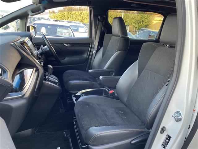 アルファード 2.5S タイプゴールド 純正ナビ・フルセグテレビ・バックカメラ・フリップダウン・両側パワースライドドア・パワーバックドア・プリクラッシュ・レーダークルーズ・ブラインドスポットモニター・デジタルインナーミラー・ETC・純正AW(28枚目)