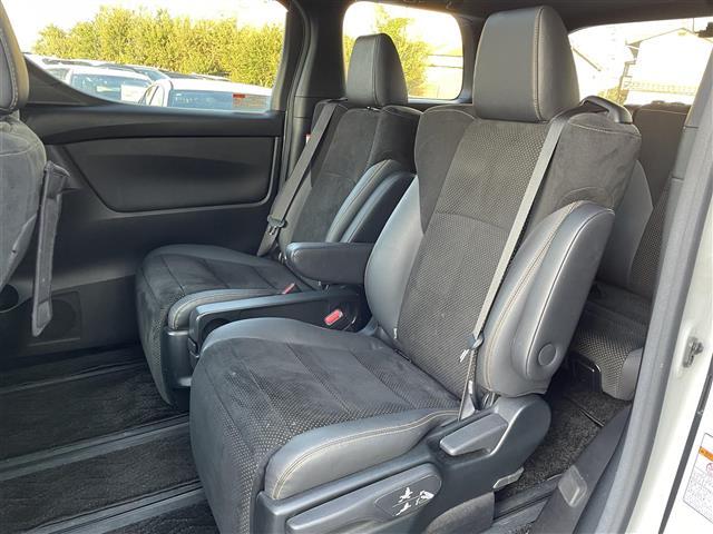 アルファード 2.5S タイプゴールド 純正ナビ・フルセグテレビ・バックカメラ・フリップダウン・両側パワースライドドア・パワーバックドア・プリクラッシュ・レーダークルーズ・ブラインドスポットモニター・デジタルインナーミラー・ETC・純正AW(30枚目)