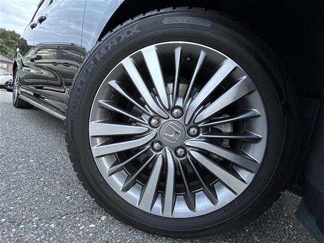 オデッセイハイブリッド ハイブリッドアブソルート・EXホンダセンシング ディスプレイオーディオ/フリップダウンモニター/両側パワースライドドア/マルチビューカメラ/ブラインドスポットモニター/パワーシート/シートヒーター/オットマン/ホンダセンシング/ビルトインETC(41枚目)