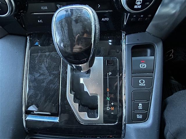 アルファード 2.5S Cパッケージ 純生ナビ・フリップダウンモニター・両側パワスラ・レーダークルコン・プリクラッシュ・クリアランスソナー・ブラインドスポットモニター・ドラレコ前後・シートヒーター・メモリシート・パーキングサポートブレーキ(8枚目)