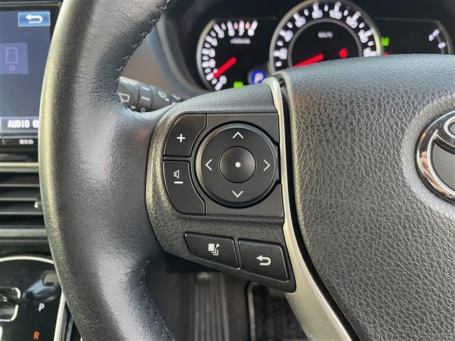 ヴォクシー ＺＳ　煌ＩＩ　純正９インチナビ・フルセグテレビ・バックカメラ・フリップダウンモニター・衝突軽減ブレーキ・レーンキープアシススト・両側パワースライドドア・スペアスマートキー・ビルトインＥＴＣ・純正１６インチアルミ（9枚目）