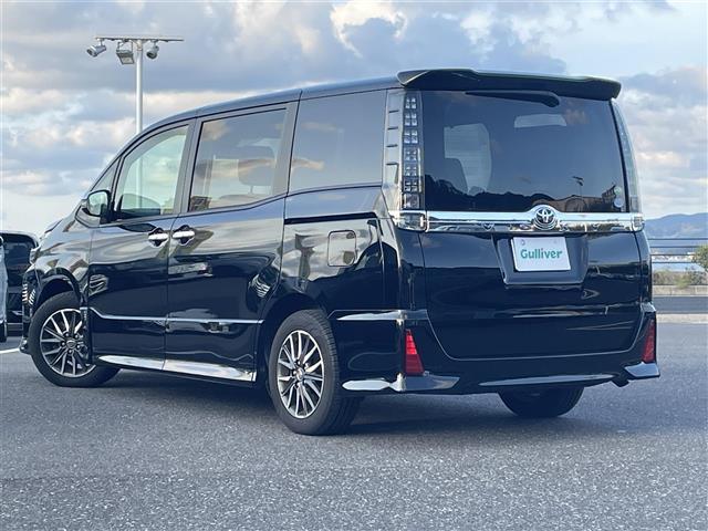 ヴォクシー ＺＳ　煌ＩＩ　純正９インチナビ・フルセグテレビ・バックカメラ・フリップダウンモニター・衝突軽減ブレーキ・レーンキープアシススト・両側パワースライドドア・スペアスマートキー・ビルトインＥＴＣ・純正１６インチアルミ（25枚目）