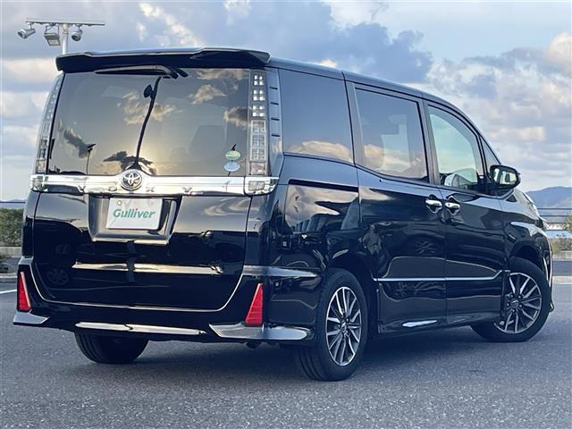 ヴォクシー ＺＳ　煌ＩＩ　純正９インチナビ・フルセグテレビ・バックカメラ・フリップダウンモニター・衝突軽減ブレーキ・レーンキープアシススト・両側パワースライドドア・スペアスマートキー・ビルトインＥＴＣ・純正１６インチアルミ（29枚目）
