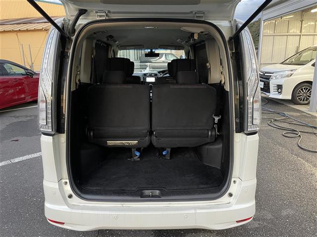 セレナ ハイウェイスターＧ　Ｓ－ＨＶアドバンスドセーフティ　純正ＨＤＤナビ／全周囲カメラ／両側パワースライドドア／１００Ｖ充電／純正アルミホイール／社外アルミホイールスタッドレスタイヤ／フルセグＴＶ／前後コーナーセンサー／衝突被害軽減システム／ＥＴＣ（21枚目）