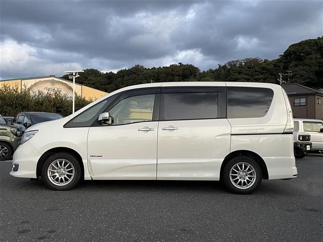 セレナ ハイウェイスターＧ　Ｓ－ＨＶアドバンスドセーフティ　純正ＨＤＤナビ／全周囲カメラ／両側パワースライドドア／１００Ｖ充電／純正アルミホイール／社外アルミホイールスタッドレスタイヤ／フルセグＴＶ／前後コーナーセンサー／衝突被害軽減システム／ＥＴＣ（35枚目）