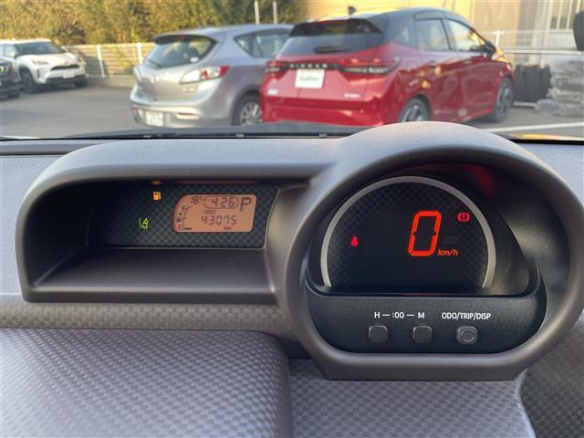 スペイド Ｆ　純正ナビ（フルセグＴＶ・ＢＴ・ＣＤ・ＦＭ・ＡＭ）・バックカメラ・パワースライドドア・衝突被害軽減システム・レーンキープアシスト・ヘッドライトレベライザー・横滑り防止装置・電格ウィンカーミラー・ＥＴＣ（5枚目）