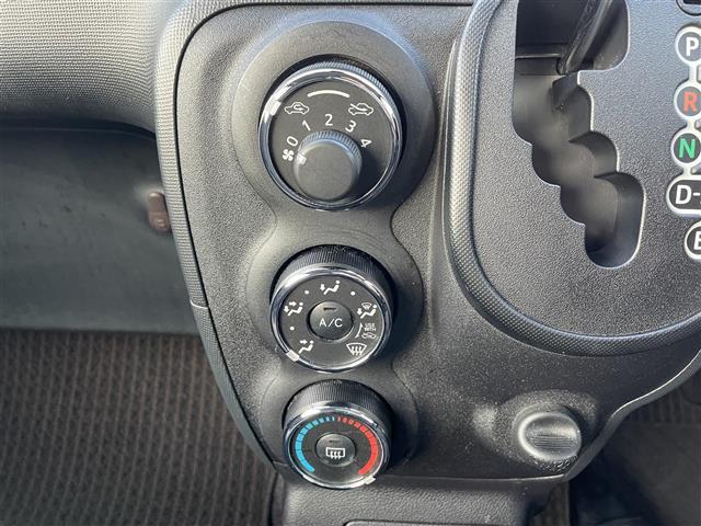 スペイド Ｆ　純正ナビ（フルセグＴＶ・ＢＴ・ＣＤ・ＦＭ・ＡＭ）・バックカメラ・パワースライドドア・衝突被害軽減システム・レーンキープアシスト・ヘッドライトレベライザー・横滑り防止装置・電格ウィンカーミラー・ＥＴＣ（7枚目）