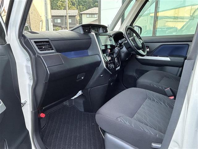 タンク カスタムＧ　Ｓ　取扱説明書（車両／ナビ）保証書・純正ＳＤナビ（Ｂｌｕｅｔｏｏｔｈ／ＡＭ／ＦＭ）・フルセグテレビ・バックカメラ・両側パワースライドドア・クルーズコントロール・オートライト・レーンアシスト・ＬＥＤライト（13枚目）