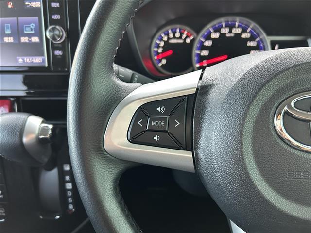 タンク カスタムＧ　Ｓ　取扱説明書（車両／ナビ）保証書・純正ＳＤナビ（Ｂｌｕｅｔｏｏｔｈ／ＡＭ／ＦＭ）・フルセグテレビ・バックカメラ・両側パワースライドドア・クルーズコントロール・オートライト・レーンアシスト・ＬＥＤライト（16枚目）