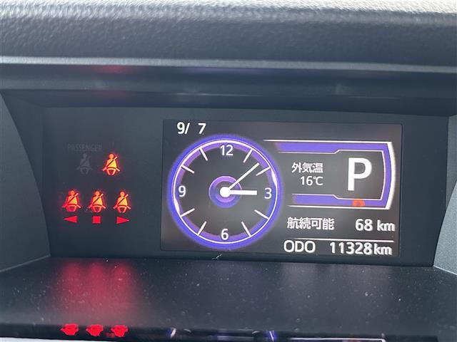 タンク カスタムＧ　Ｓ　取扱説明書（車両／ナビ）保証書・純正ＳＤナビ（Ｂｌｕｅｔｏｏｔｈ／ＡＭ／ＦＭ）・フルセグテレビ・バックカメラ・両側パワースライドドア・クルーズコントロール・オートライト・レーンアシスト・ＬＥＤライト（27枚目）