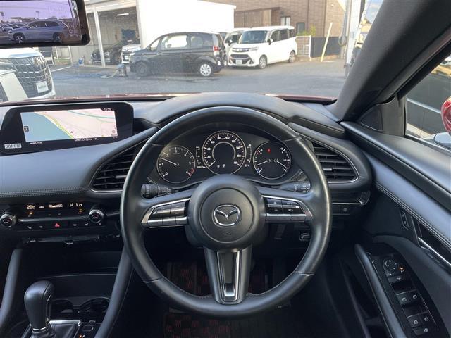 ＭＡＺＤＡ３ファストバック ＸＤプロアクティブ　ツーリングセレクション　ワンオーナー・純正ナビ・フルセグテレビ・バックカメラ・衝突軽減ブレーキ・レーダークルーズコントロール・前席シートヒーター・ステアリングヒーター・デジタルインナーミラー・前後ドラレコ・ＥＴＣ・純正ＡＷ（3枚目）