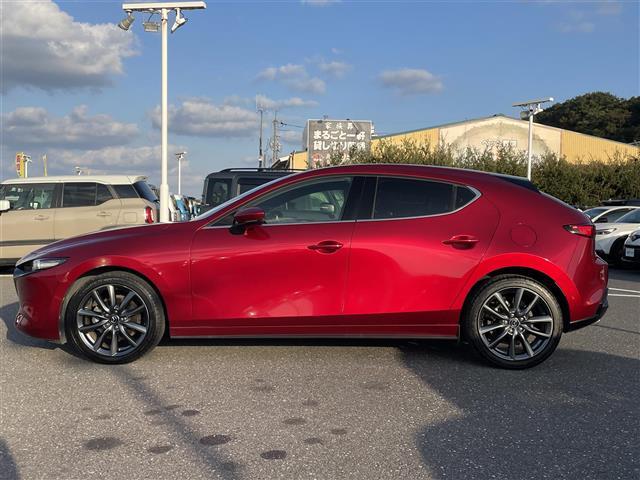 ＭＡＺＤＡ３ファストバック ＸＤプロアクティブ　ツーリングセレクション　ワンオーナー・純正ナビ・フルセグテレビ・バックカメラ・衝突軽減ブレーキ・レーダークルーズコントロール・前席シートヒーター・ステアリングヒーター・デジタルインナーミラー・前後ドラレコ・ＥＴＣ・純正ＡＷ（37枚目）