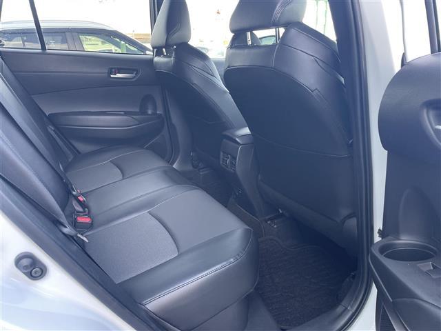 カローラクロス ハイブリッド　Ｚ　純正９インチナビ・フルセグテレビ・全周囲カメラ・衝突軽減ブレーキ・レーダークルーズコントロール・レーンキープアシススト・パワーシート・前席シートヒーター・ステアリングヒーター・前後ドラレコ・純正ＡＷ（20枚目）