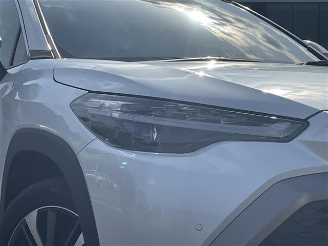 カローラクロス ハイブリッド　Ｚ　純正９インチナビ・フルセグテレビ・全周囲カメラ・衝突軽減ブレーキ・レーダークルーズコントロール・レーンキープアシススト・パワーシート・前席シートヒーター・ステアリングヒーター・前後ドラレコ・純正ＡＷ（28枚目）