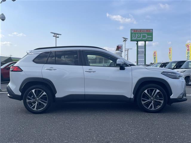 カローラクロス ハイブリッド　Ｚ　純正９インチナビ・フルセグテレビ・全周囲カメラ・衝突軽減ブレーキ・レーダークルーズコントロール・レーンキープアシススト・パワーシート・前席シートヒーター・ステアリングヒーター・前後ドラレコ・純正ＡＷ（36枚目）