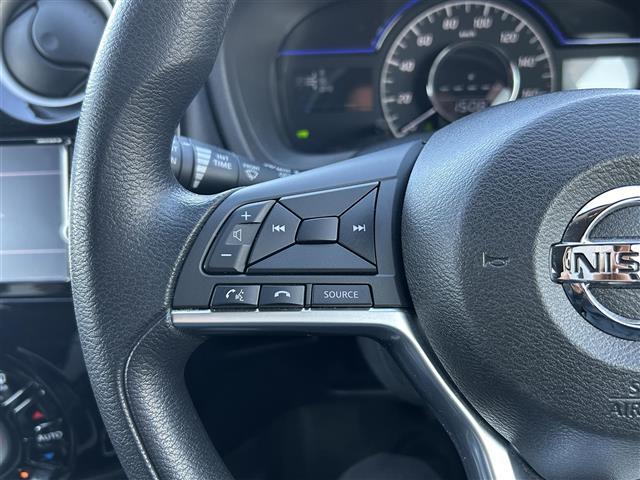 ノート e-パワー X 純正SDナビ(Bluetooth/CD/DVD)・全周囲カメラ・デジタルインナーミラー・レーンキープアシスト・衝突被害軽減ブレーキ・LEDヘッドライト・オートライト・横滑り防止装置・純正フロアマット(19枚目)