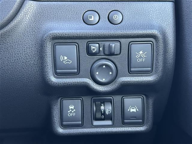 ノート e-パワー X 純正SDナビ(Bluetooth/CD/DVD)・全周囲カメラ・デジタルインナーミラー・レーンキープアシスト・衝突被害軽減ブレーキ・LEDヘッドライト・オートライト・横滑り防止装置・純正フロアマット(20枚目)