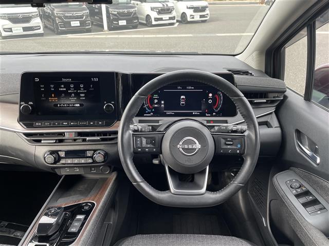 オーラ Ｇ　ＦＯＵＲ　純正９インチナビ・フルセグテレビ・アラウンドビューモニター・プロパイロット・ＢＯＳＥサウンドシステム・ＬＥＤヘッドライト・前席シートヒーター・ステアリングヒーター・ハーフレザーシート・純正１７ＡＷ（3枚目）