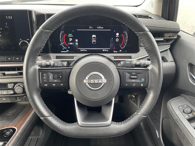 オーラ Ｇ　ＦＯＵＲ　純正９インチナビ・フルセグテレビ・アラウンドビューモニター・プロパイロット・ＢＯＳＥサウンドシステム・ＬＥＤヘッドライト・前席シートヒーター・ステアリングヒーター・ハーフレザーシート・純正１７ＡＷ（4枚目）