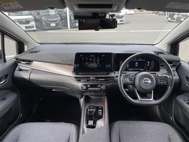 オーラ Ｇ　ＦＯＵＲ　純正９インチナビ・フルセグテレビ・アラウンドビューモニター・プロパイロット・ＢＯＳＥサウンドシステム・ＬＥＤヘッドライト・前席シートヒーター・ステアリングヒーター・ハーフレザーシート・純正１７ＡＷ（42枚目）