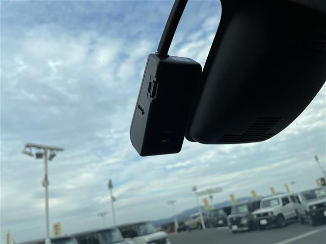 パッソ モーダ S 純正SDナビ・テレビ・バックカメラ・衝突軽減ブレーキ・レーンキープアシススト・プッシュスタート・スマートキー・スペアスマートキー・LEDヘッドライト・フォグランプ・ドライブレコーダー・ETC(13枚目)