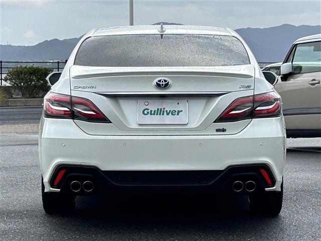 クラウンハイブリッド ＲＳ　リミテッド　サンルーフ・純正ナビ・フルセグテレビ・全周囲カメラ・プリクラッシュ・レーダークルーズ・ブラインドスポット・前席シートヒーター・リアクロストラフィック・前後ドラレコ・ビルトインＥＴＣ・純正１８ＡＷ（35枚目）