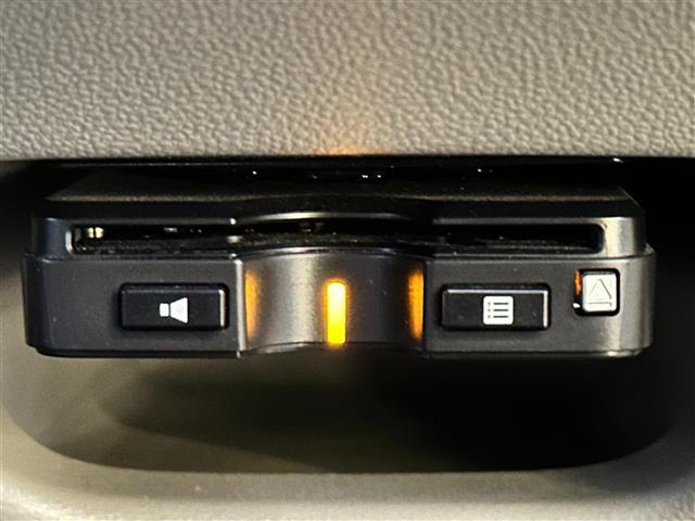 キャスト スタイルＧ　ＳＡＩＩＩ　ワンオーナー・保証書・取扱説明書・４ＷＤ・社外ナビ・Ｂｌｕｅｔｏｏｔｈ・ＣＤ・ＤＶＤ・ＡＭ・ＦＭ・スマートキー（スペアキー×１）・純正フロアマット・純正１５インチＡＷ・ＥＴＣ・コーナーセンサー・禁煙車（13枚目）