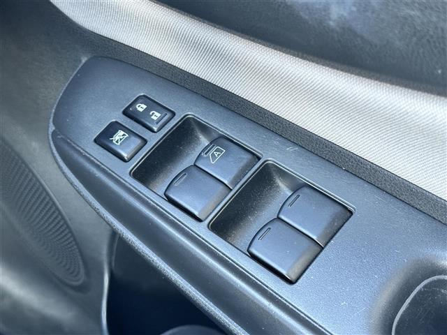 ノート ｅ－パワー　Ｘ　ワンオーナー／純ナビ／フルセグＴＶ／衝突軽減／アラウンドビューモニター／デジタルインナーミラー／コーナーセンサー／スマートキー／スペアキー／ドラレコ／オートライト／ウィンカーミラー／電格ミラー（16枚目）