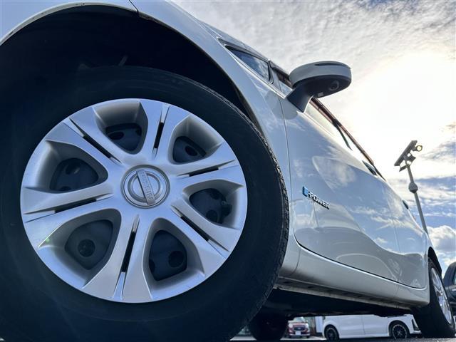 ノート ｅ－パワー　Ｘ　ワンオーナー／純ナビ／フルセグＴＶ／衝突軽減／アラウンドビューモニター／デジタルインナーミラー／コーナーセンサー／スマートキー／スペアキー／ドラレコ／オートライト／ウィンカーミラー／電格ミラー（27枚目）