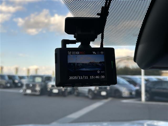 ＲＡＶ４ Ｇ　ワンオーナー・１０．５インチナビ・フルセグ・全周囲カメラ・シートヒーター・エアーシート・パワーシート・電動リアゲート・ＥＴＣ２．０・ドラレコ・レーダークルコン・純正ＡＷ・ＬＥＤヘッドライト・フォグ（8枚目）