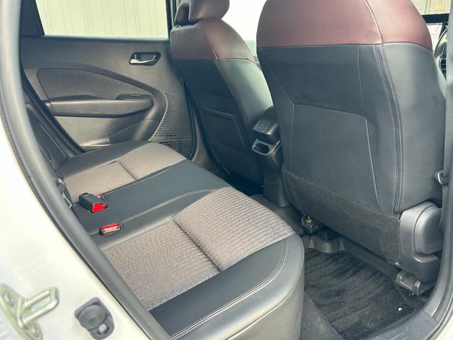 オーラ Ｇ　純正９インチナビ・全周囲カメラ・プッシュスタート・インテリジェントルームミラー・ブラインドスポットモニター・純正１７インチＡＷ・ＬＥＤヘッドライト・オートライト・オートマチックハイビーム・フォグライト（21枚目）