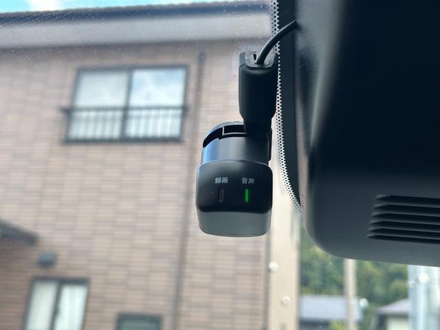 オーラ Ｇ　純正９インチナビ・全周囲カメラ・プッシュスタート・インテリジェントルームミラー・ブラインドスポットモニター・純正１７インチＡＷ・ＬＥＤヘッドライト・オートライト・オートマチックハイビーム・フォグライト（76枚目）